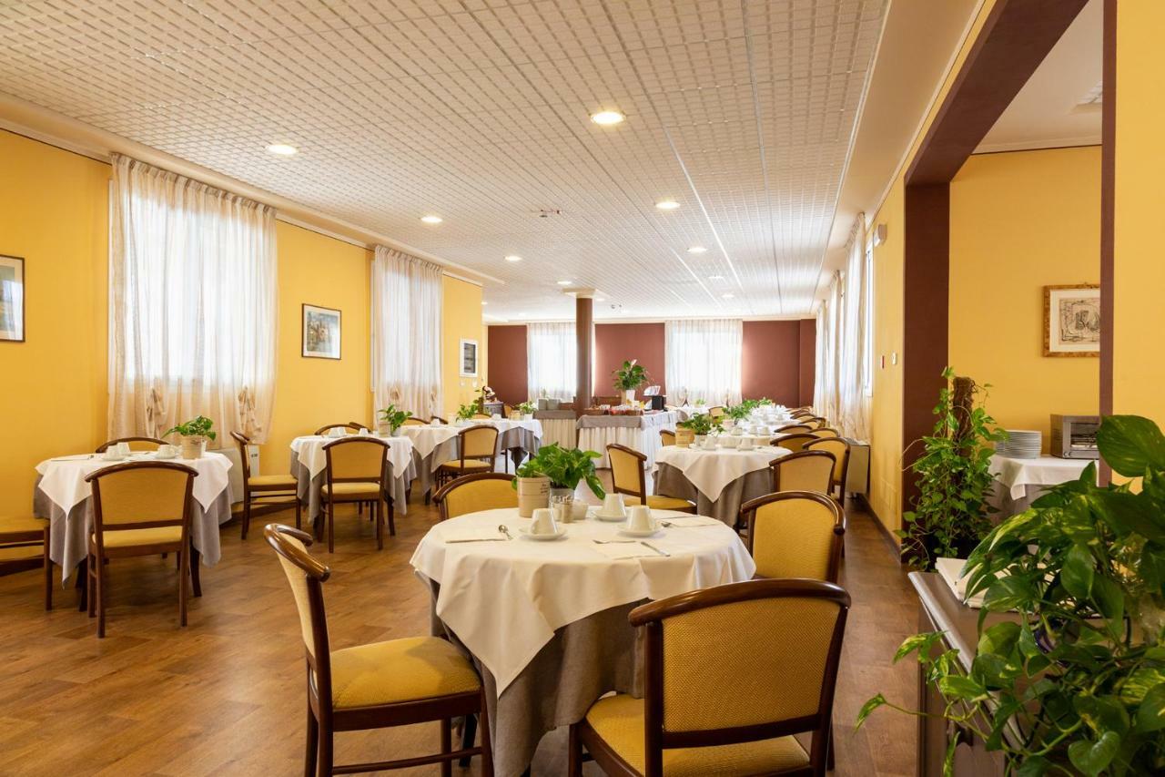 Hotel Columbia Terme Абано Терме Екстериор снимка